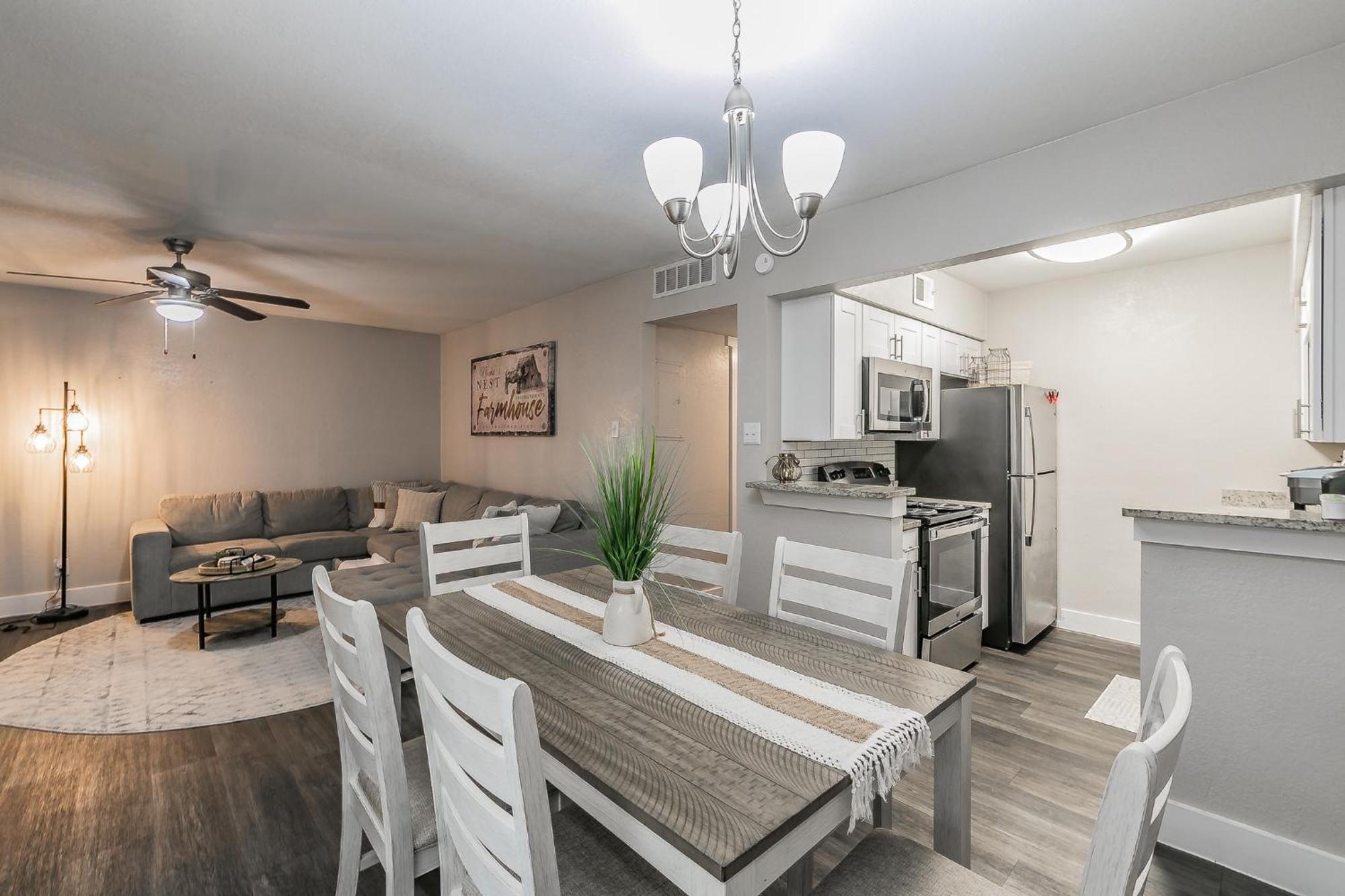 Cozy 2Br Farmhouse Apt - Sleeps 8 - Free Parking! أرلينغتون المظهر الخارجي الصورة