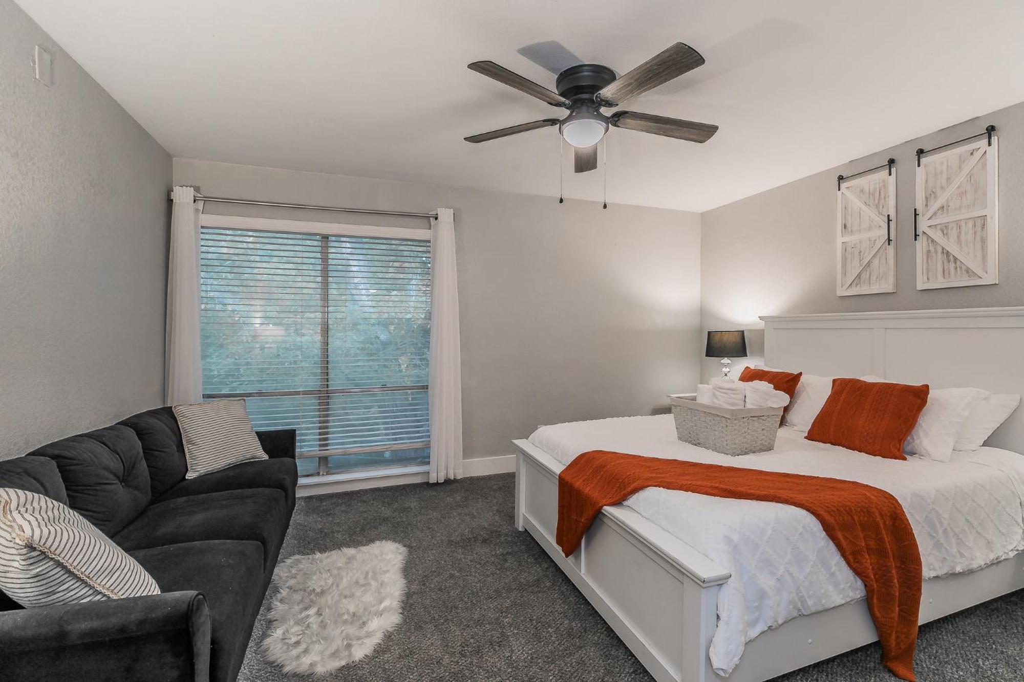 Cozy 2Br Farmhouse Apt - Sleeps 8 - Free Parking! أرلينغتون المظهر الخارجي الصورة