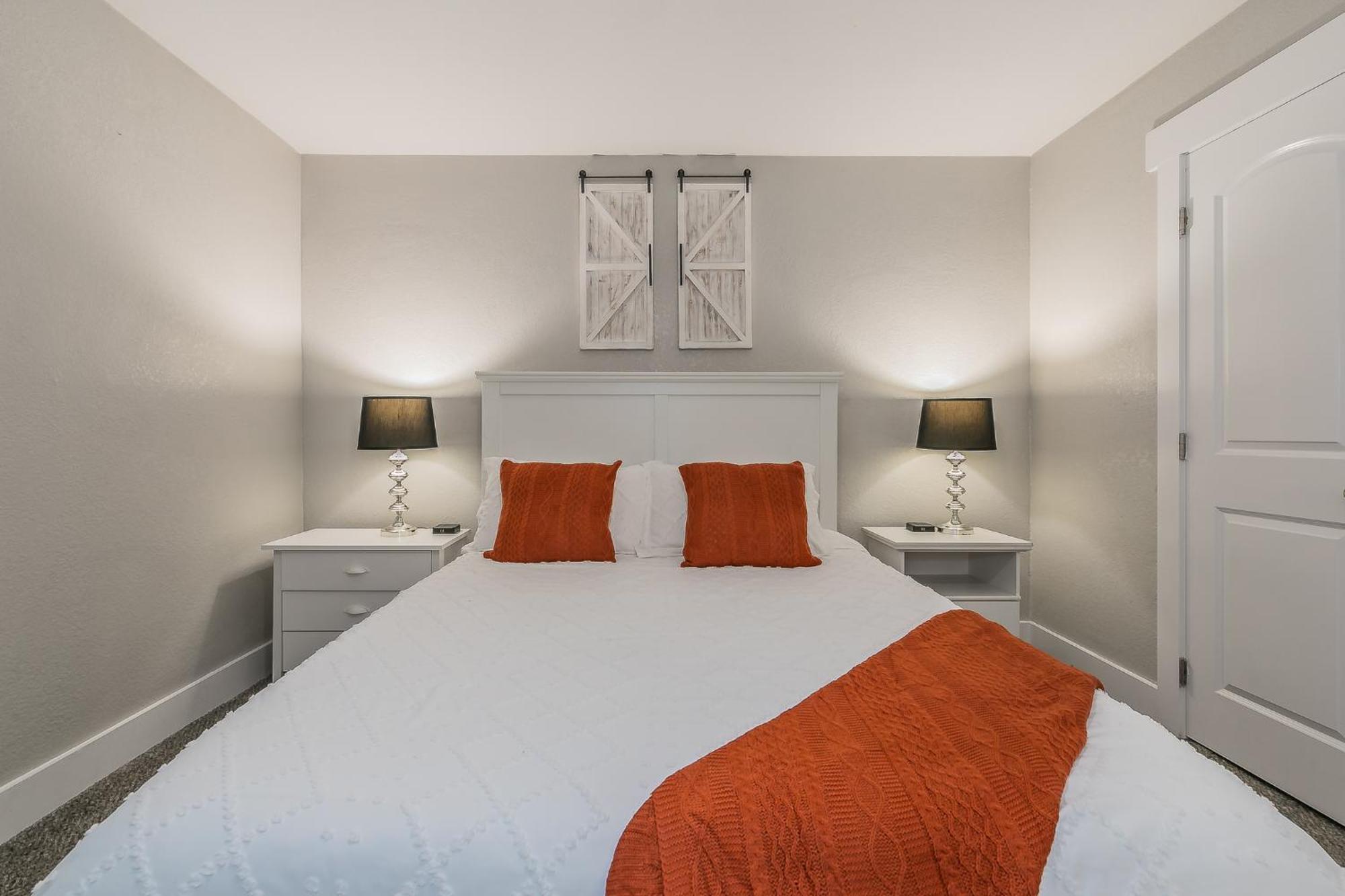 Cozy 2Br Farmhouse Apt - Sleeps 8 - Free Parking! أرلينغتون المظهر الخارجي الصورة